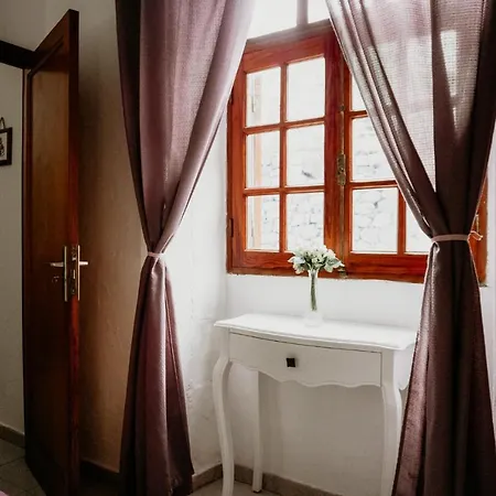 Casa El Guincho, Garachico Apartment *